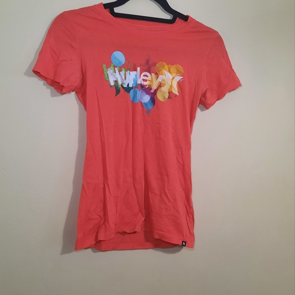 Hurley T-shirt Size Small in Colour Coral - Picture 1 of 4